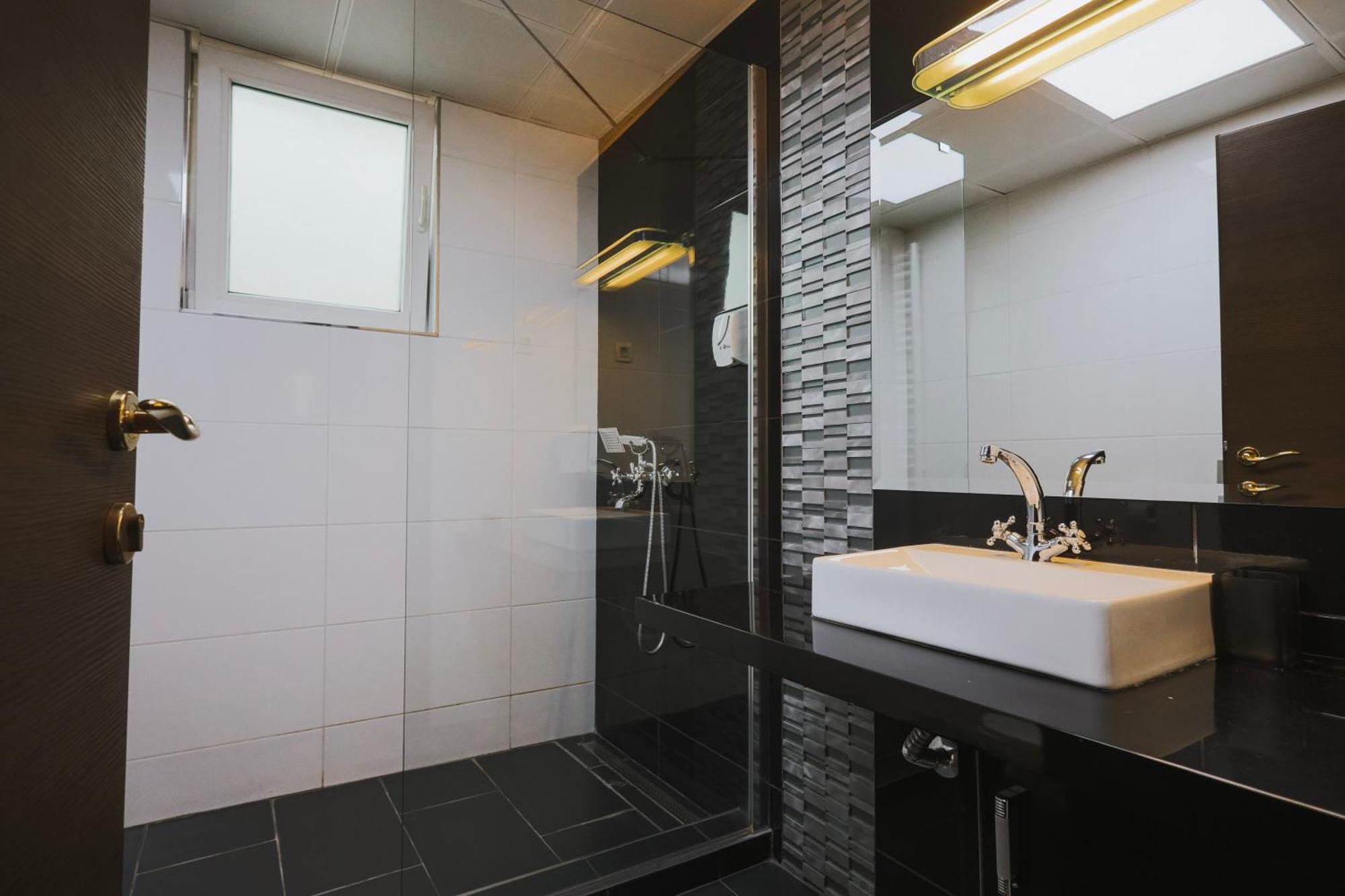 Mr.I Boutique Hotel&Bar Ohrid Extérieur photo