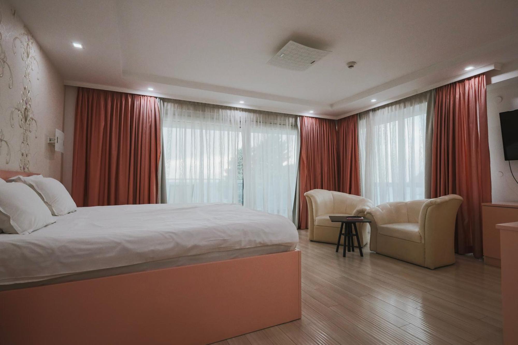 Mr.I Boutique Hotel&Bar Ohrid Extérieur photo