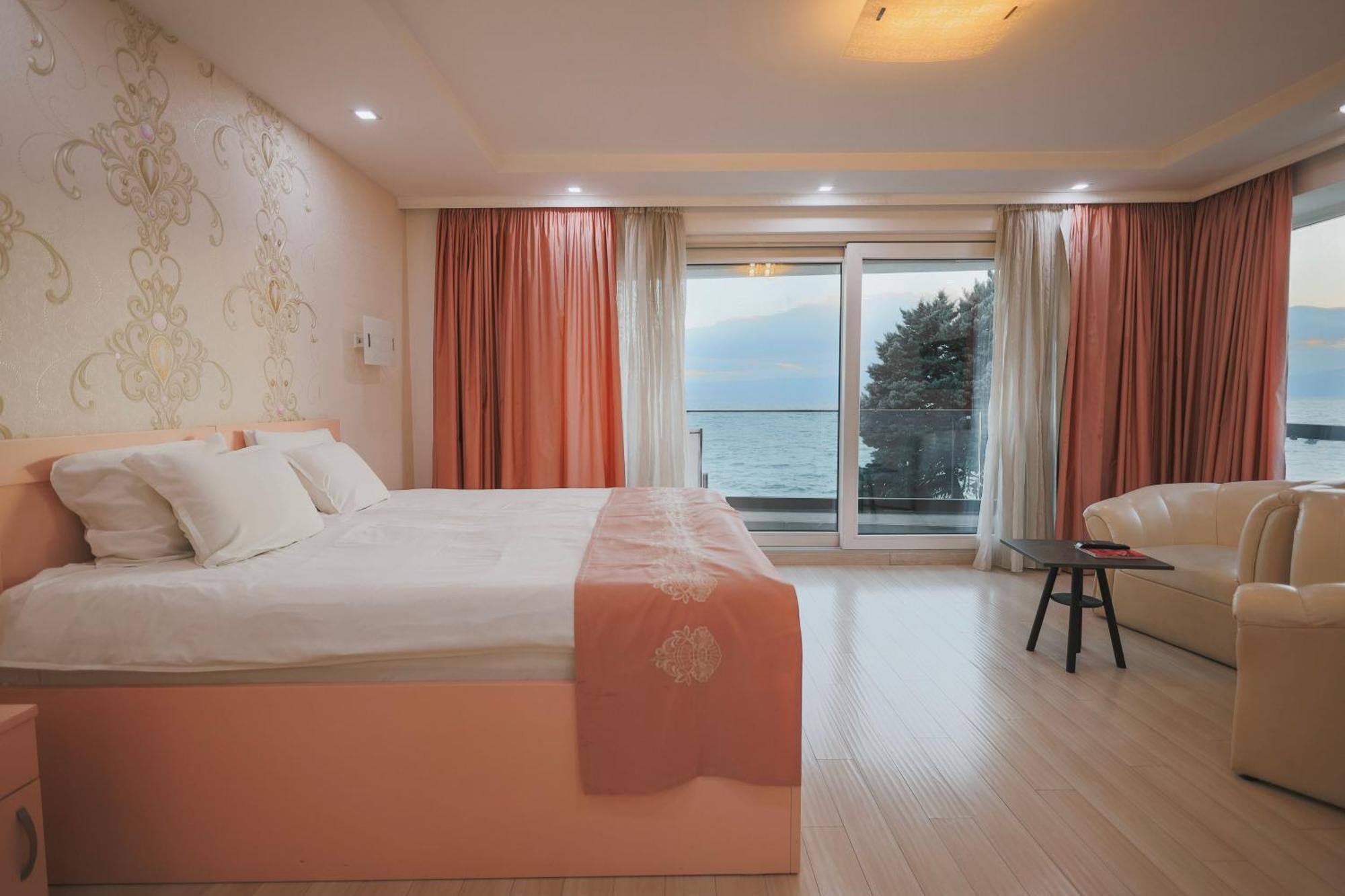 Mr.I Boutique Hotel&Bar Ohrid Extérieur photo