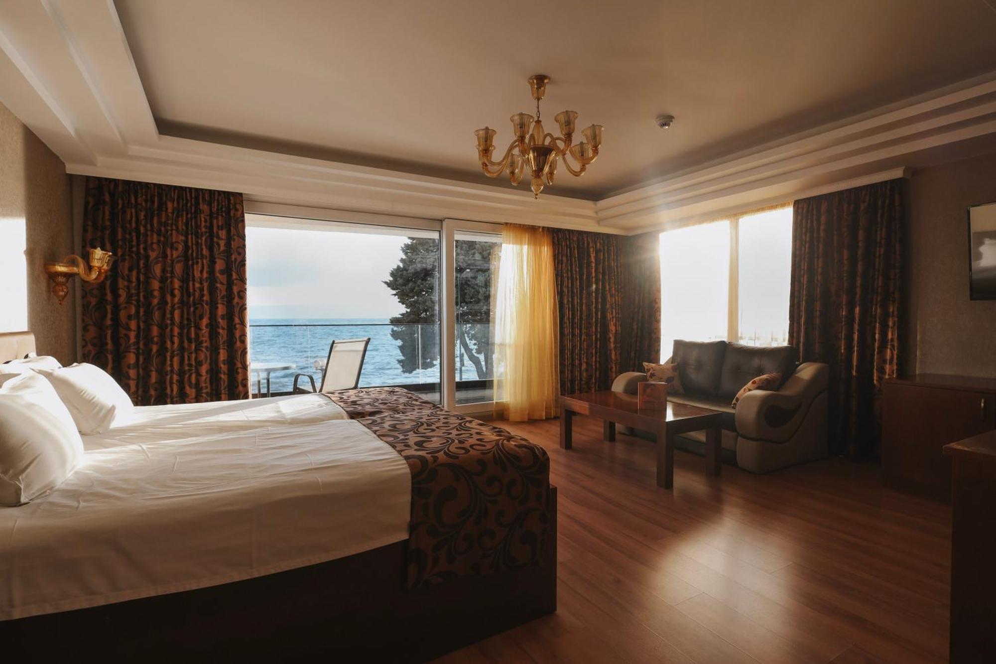 Mr.I Boutique Hotel&Bar Ohrid Extérieur photo
